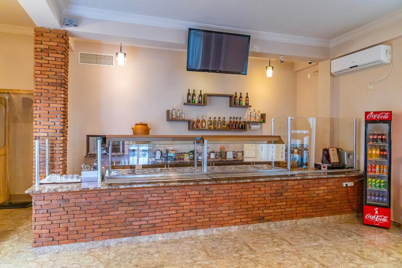 Samni Hotel Ureki Bagian luar foto
