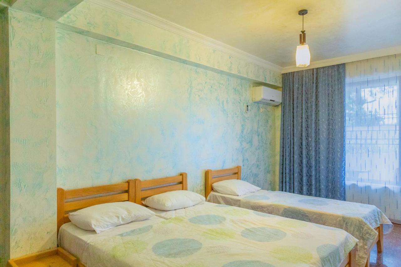 Samni Hotel Ureki Bagian luar foto
