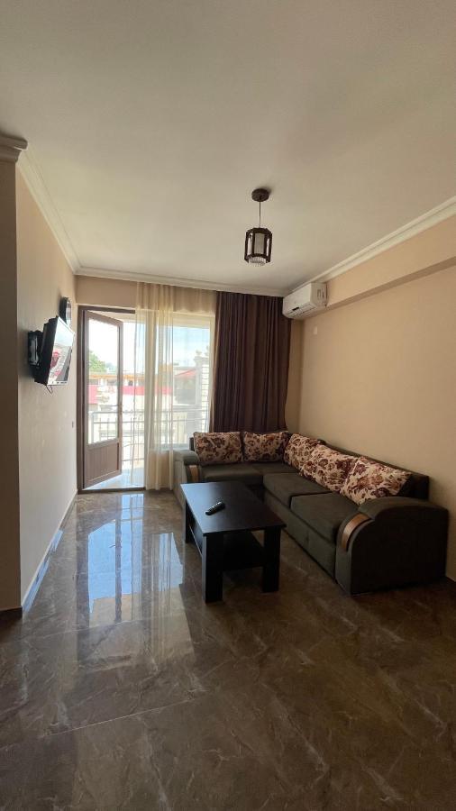 Samni Hotel Ureki Bagian luar foto