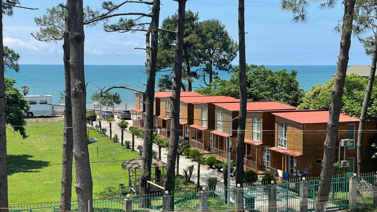 Samni Hotel Ureki Bagian luar foto