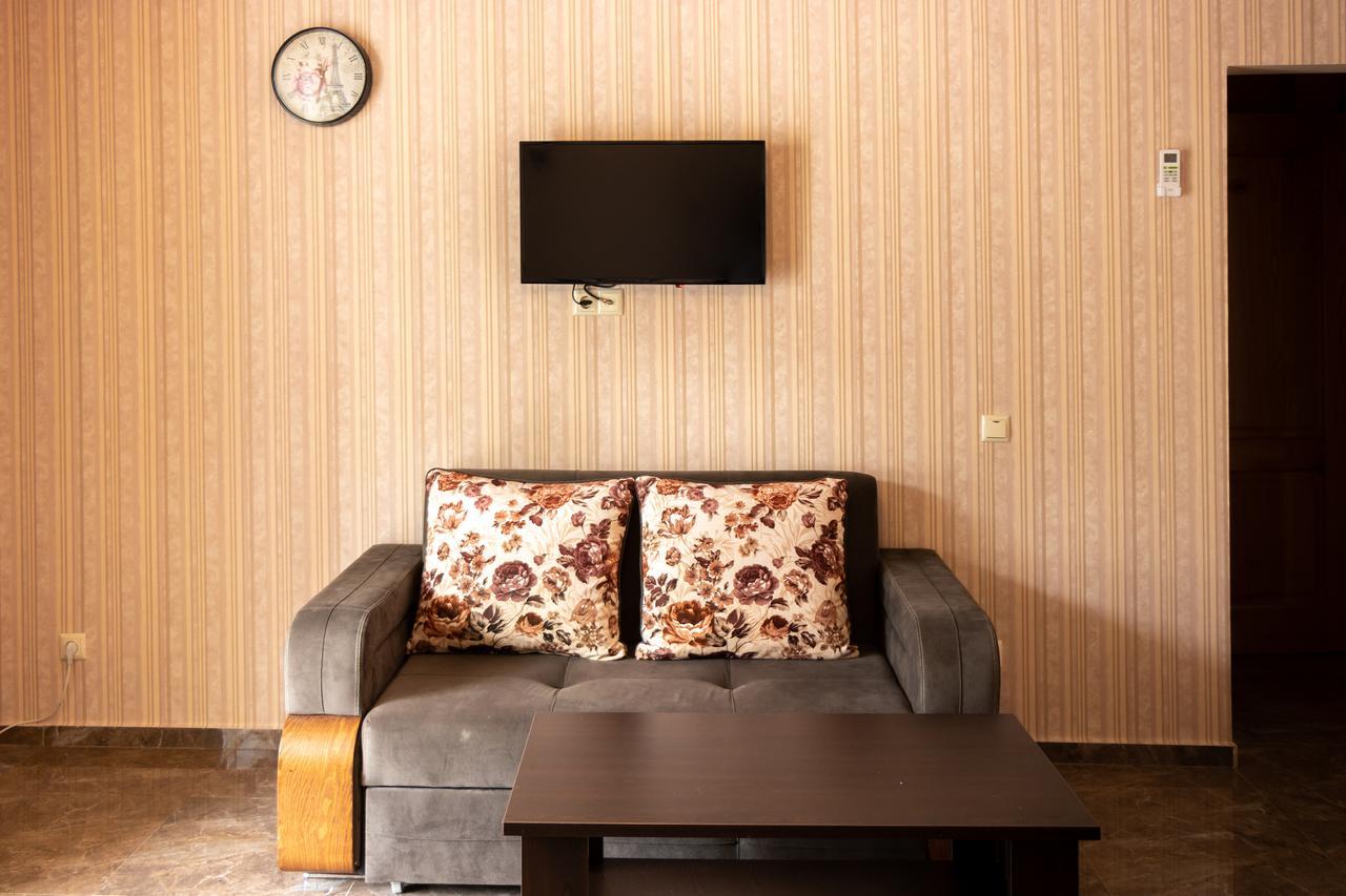 Samni Hotel Ureki Bagian luar foto